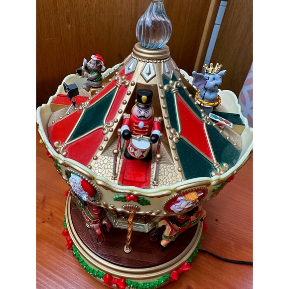 Vintage St. Nicholas Christmas Merry Go Round Carousel - Picture 6 of 16